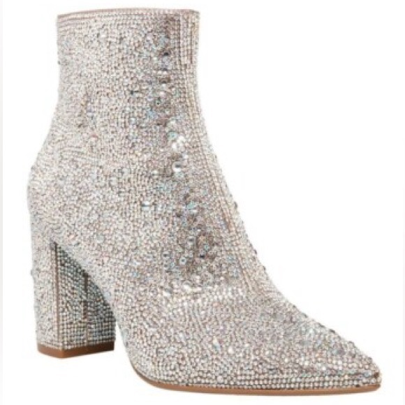 Betsey Johnson Rhinestone Pointed Toe Ankle Boot 3.5 Block Heel Size 6